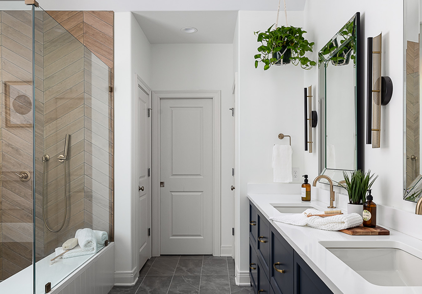 Longwood Primary Suite Bathroom